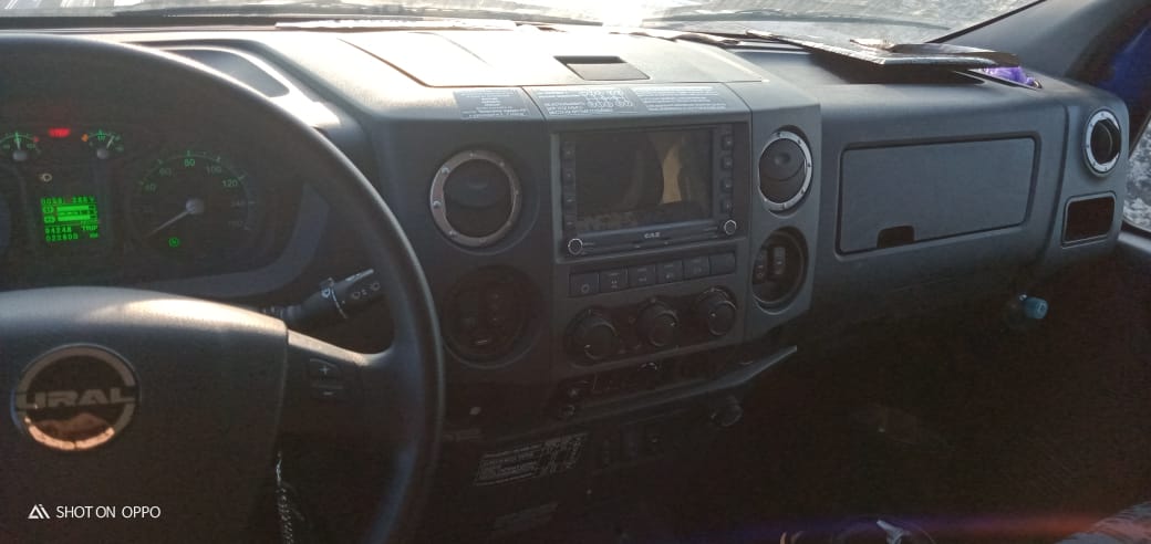 Ural 44202 6x6 Седельный тягач 2021 г. - фото 2